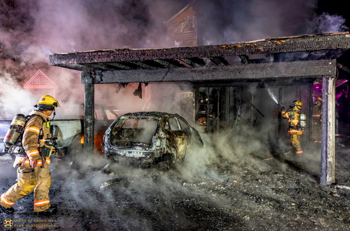 Good Morning, News (UPDATED): Investigators Find Little Evidence of Arson in Avalos Fire, Police Crack Down on ICE Protesters, and Trump Chooses Ballroom Over Hungry Americans